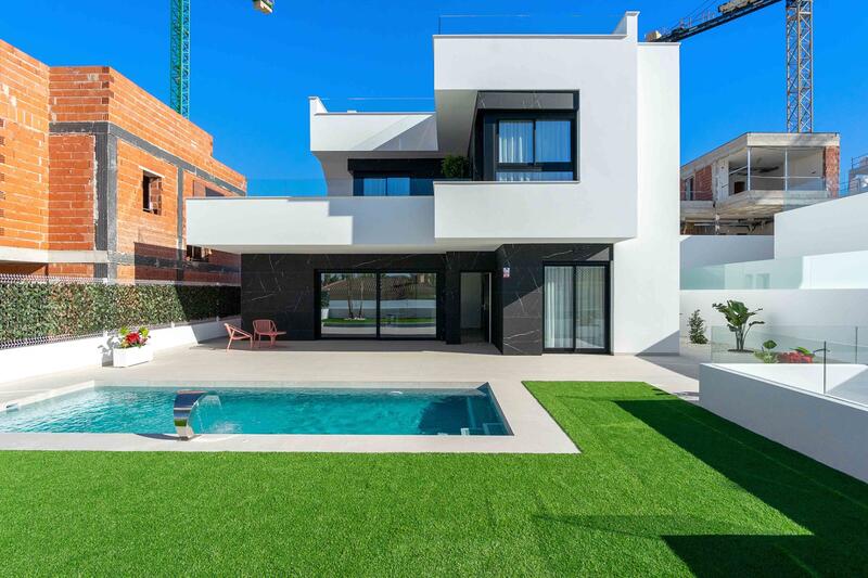 Villa en venta en Rojales, Alicante