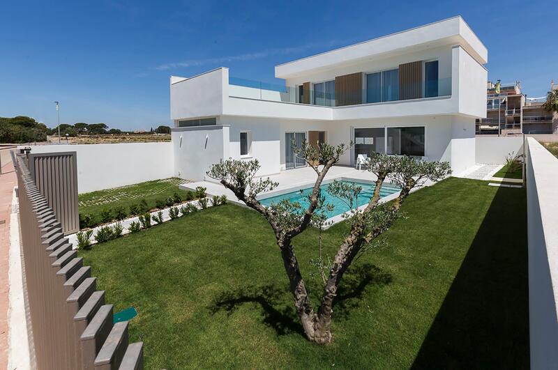Villa en venta en Santiago de la Ribera, Murcia