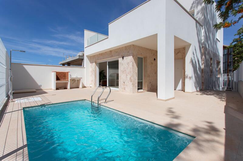 Villa en venta en Hondon de las Nieves, Alicante