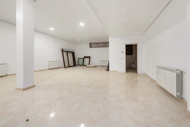 4 Cuarto Villa en venta