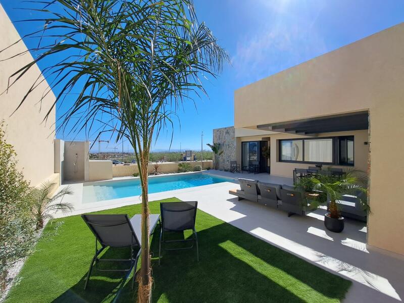 Villa for sale in Baños y Mendigo, Murcia