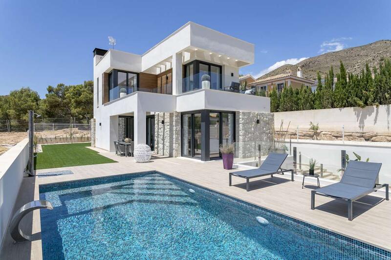 Villa en venta en Finestrat, Alicante