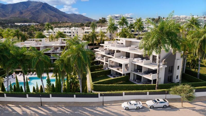 Apartamento en venta en Estepona, Málaga