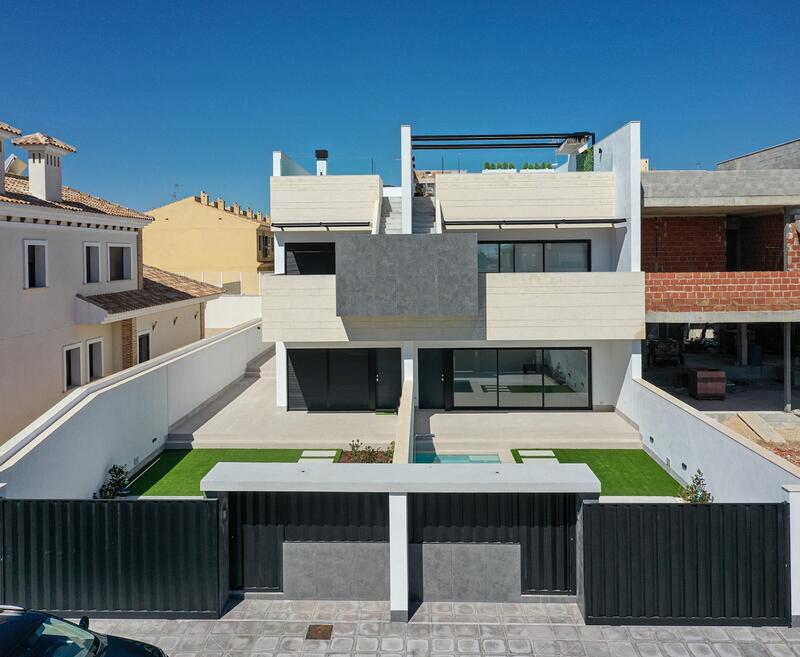 Stadthaus zu verkaufen in Pilar de la Horadada, Alicante