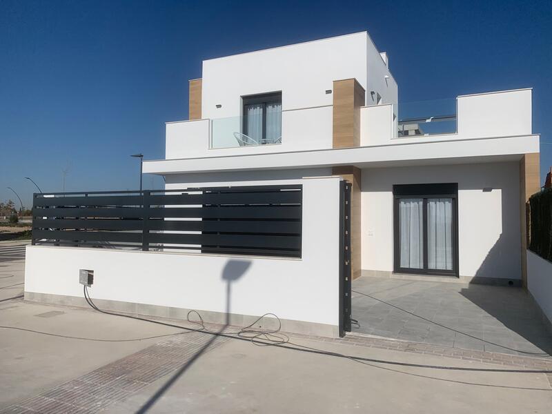 Villa en venta en Torre Pacheco, Murcia