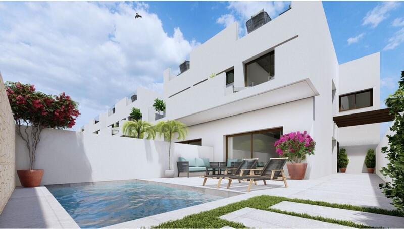 Villa en venta en Pilar de la Horadada, Alicante