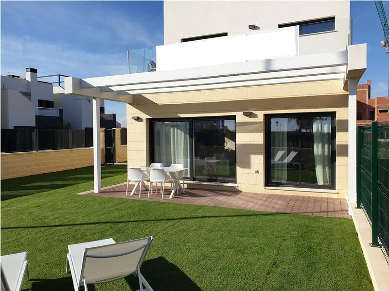 Villa en venta en Los Alcazares, Murcia