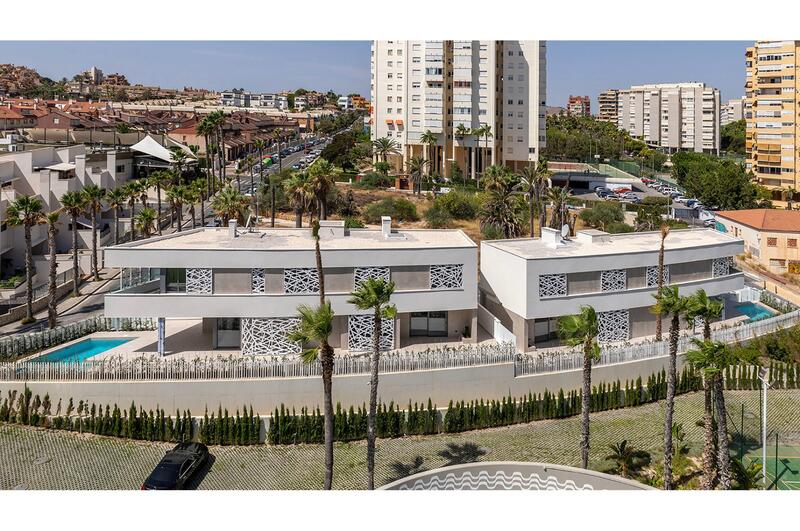 Villa till salu i Alacant/Alicante, Alicante