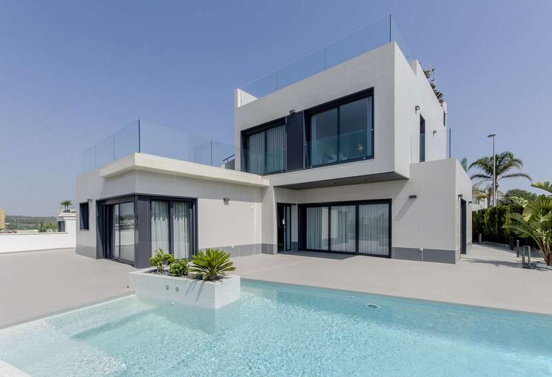 Villa till salu i Dehesa de Campoamor, Alicante