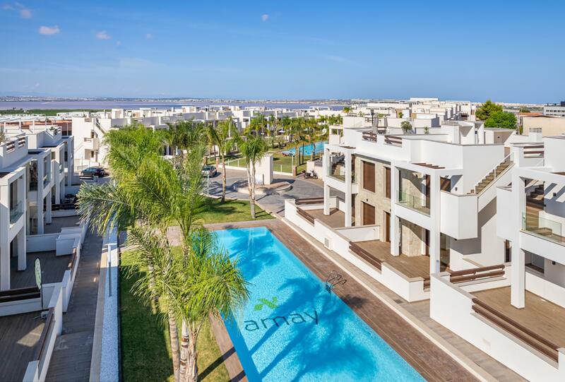 квартира продается в Torrevieja, Alicante