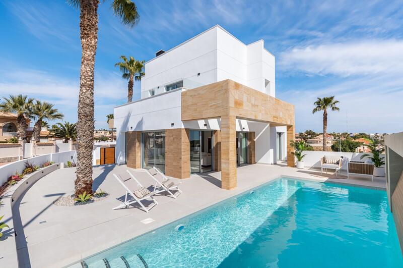 Villa til salg i Ciudad Quesada, Alicante