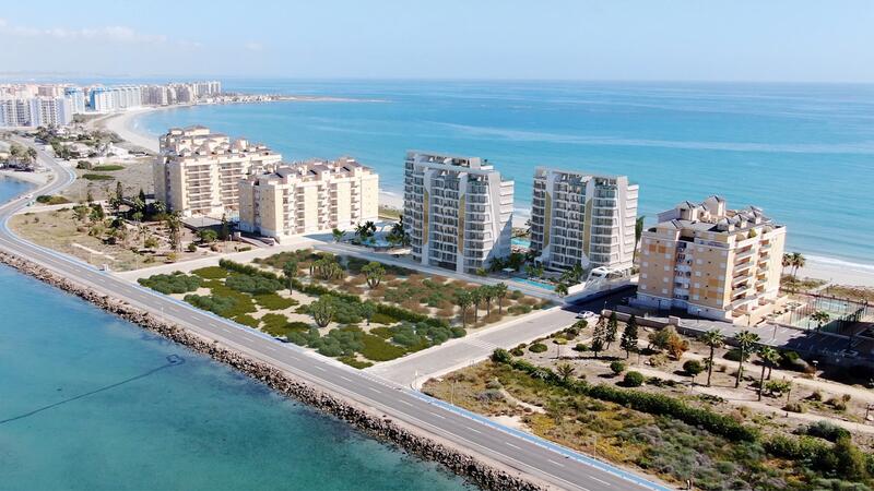 Apartamento en venta en La Manga del Mar Menor, Murcia