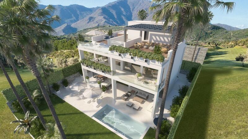 Villa for sale in Estepona, Málaga