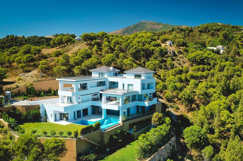 Villa til salgs i Benahavis, Málaga