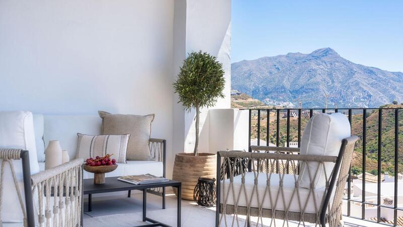 Apartment for sale in Benahavis, Málaga