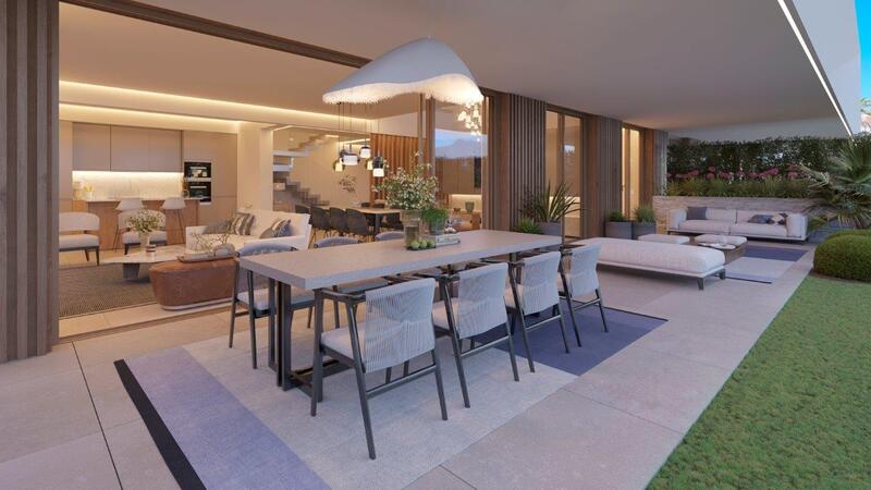 Villa for sale in Estepona, Málaga