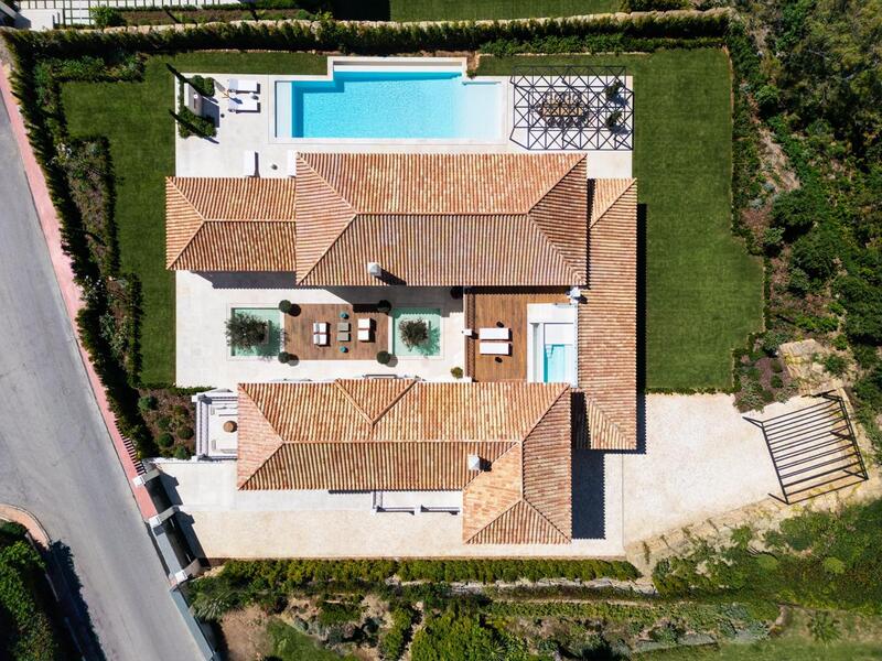 6 bedroom Villa for sale