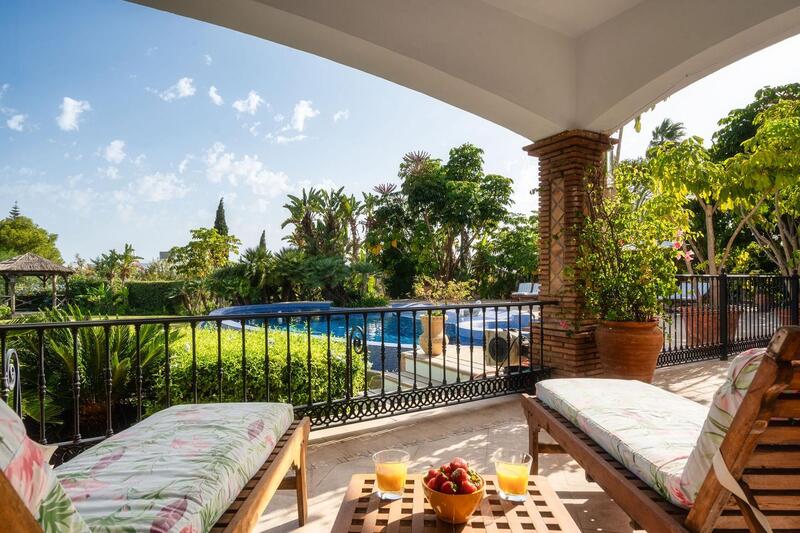 6 bedroom Villa for sale