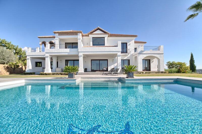 6 bedroom Villa for sale