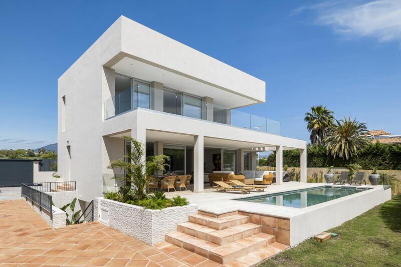 Villa till salu i Marbella, Málaga