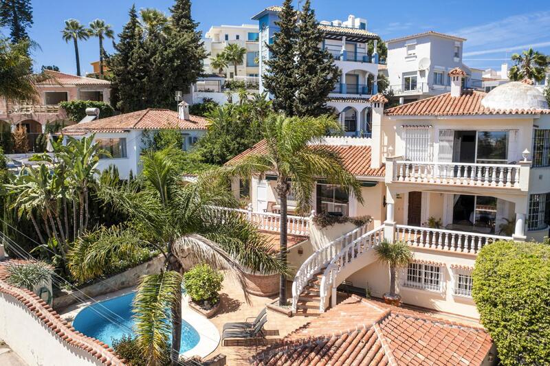 Villa til salg i Marbella, Málaga