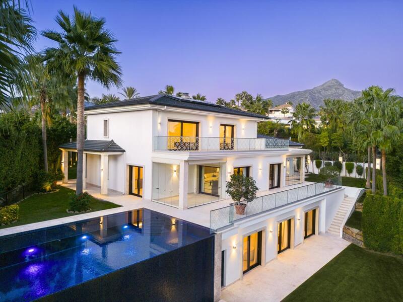 Villa till salu i Marbella, Málaga