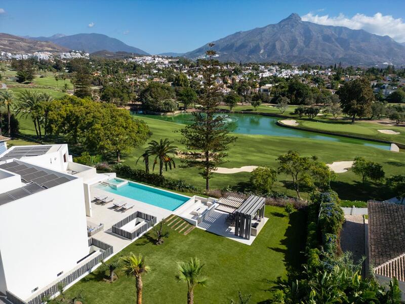 Villa à vendre dans Málaga, Málaga