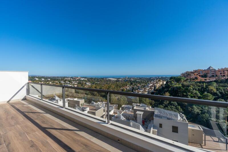 Apartment for sale in Marbella, Málaga