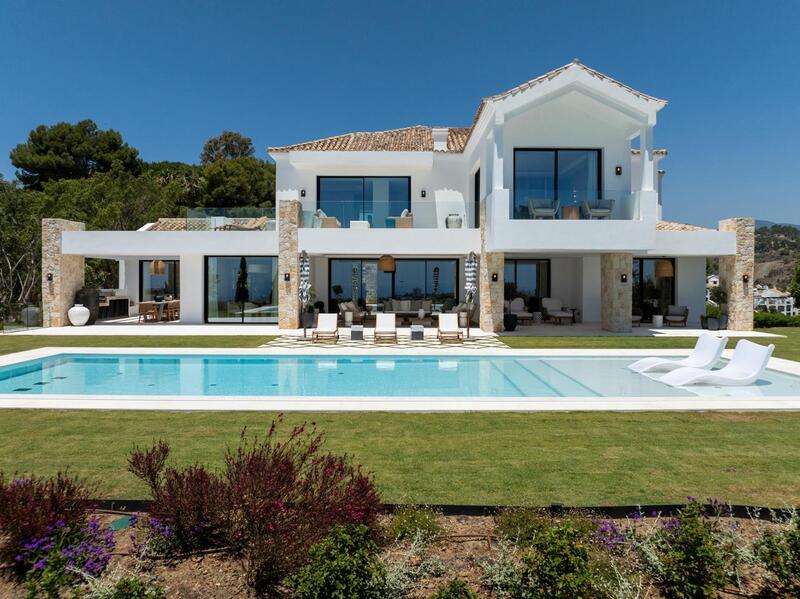 8 bedroom Villa for sale