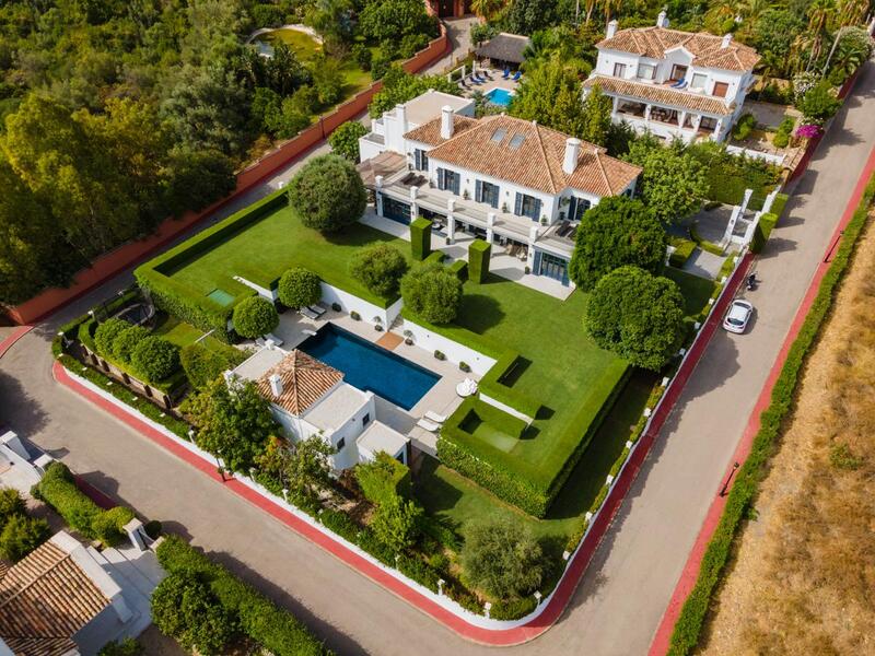 Villa à vendre dans Marbella, Málaga