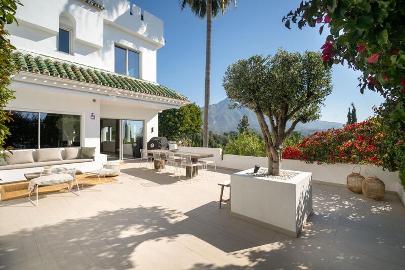 Villa zu verkaufen in Marbella, Málaga