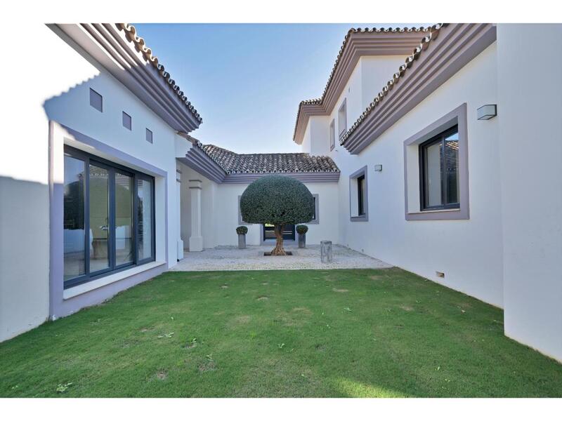 4 bedroom Villa for sale