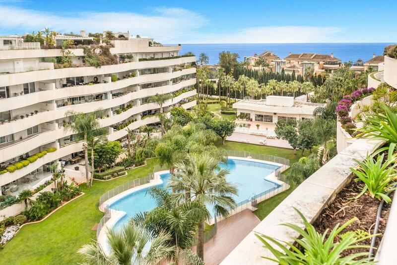 Apartment for sale in Marbella, Málaga