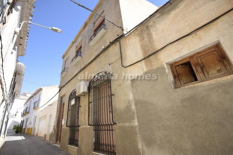 Maison de Ville à vendre dans Albox, Almería