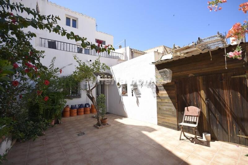 Byhus til salg i Zurgena, Almería