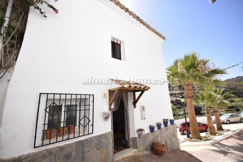 Maison de Ville à vendre dans Albanchez, Almería