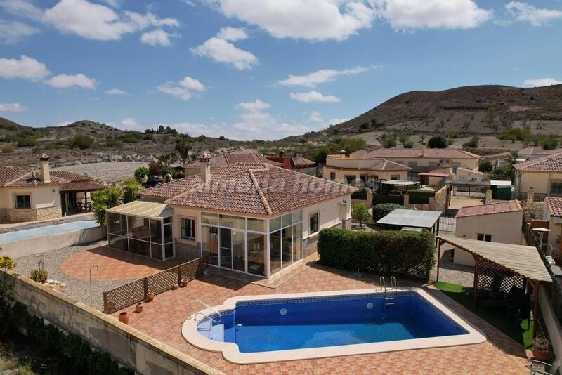 Villa for sale in Arboleas, Almería