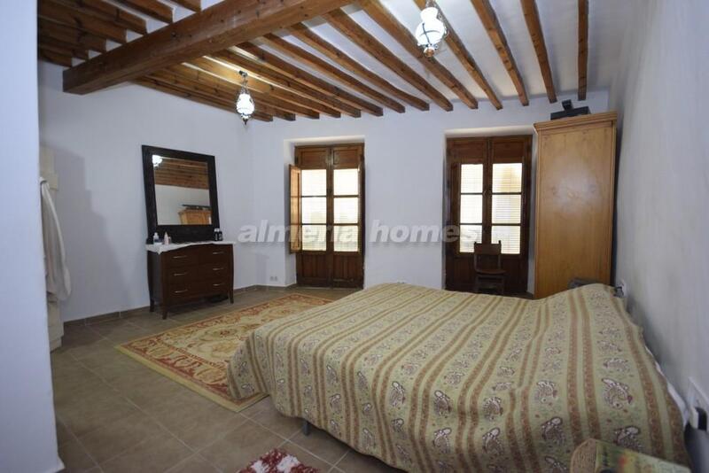 4 Cuarto Adosado en venta