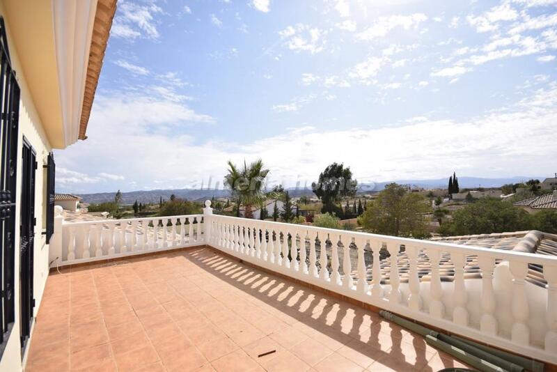 4 Cuarto Villa en venta