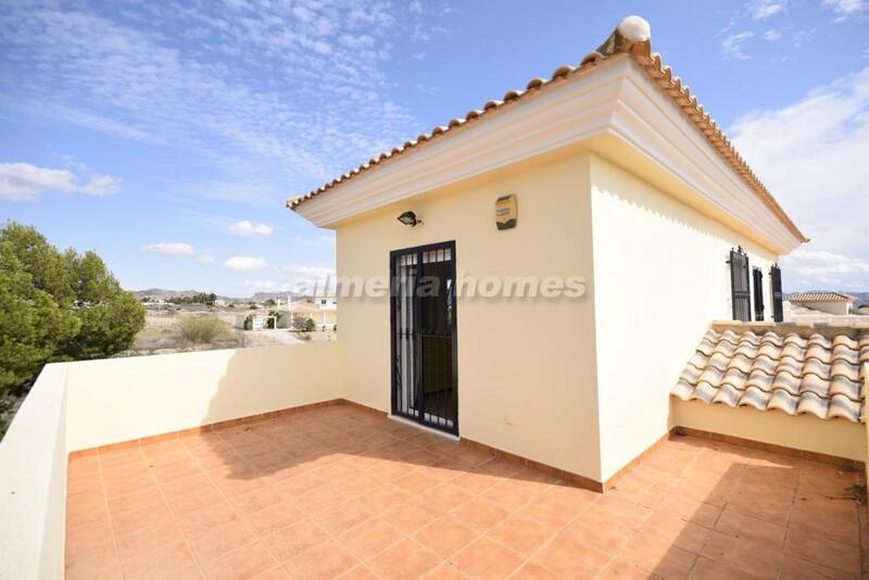 4 Cuarto Villa en venta