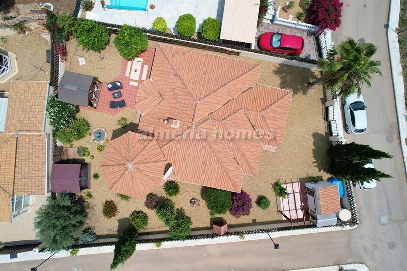 3 Cuarto Villa en venta