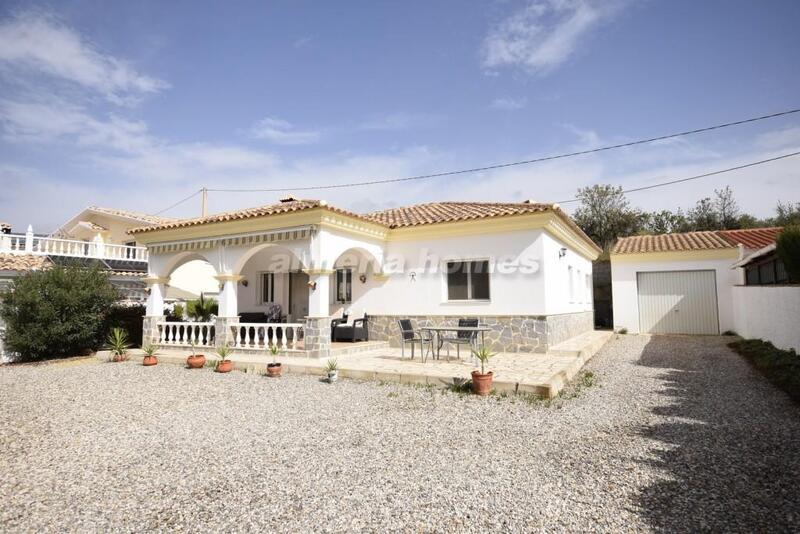 Villa à vendre dans Cantoria, Almería