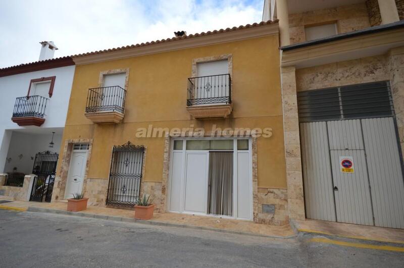 Stadthaus zu verkaufen in Albox, Almería