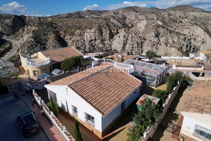 3 Cuarto Villa en venta