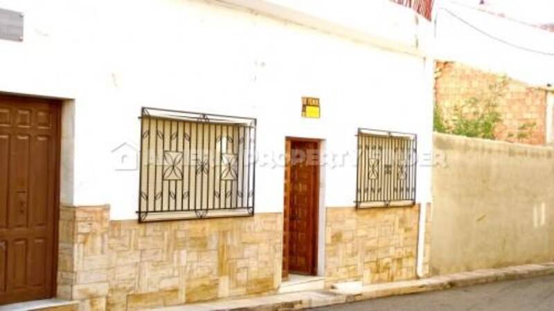 Byhus til salg i Cantoria, Almería