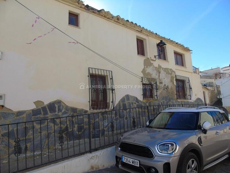 Landhuis Te koop in Purchena, Almería
