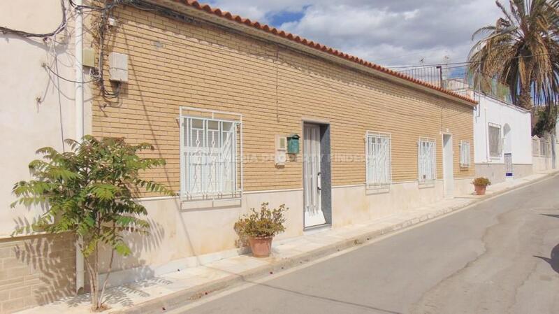 Herregård til salgs i Fines, Almería