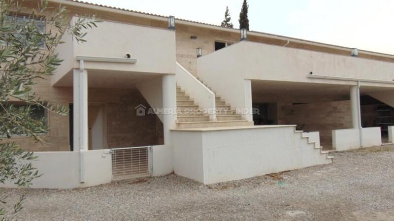 Appartement voor lange termijn huur in Almanzora, Almería