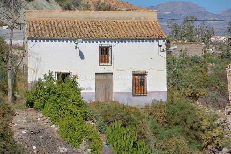 Casa de Campo en venta en Cantoria, Almería
