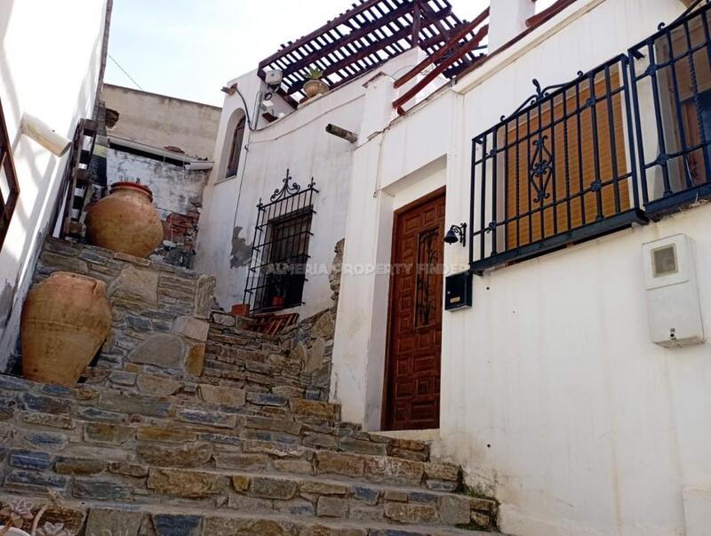Landhaus zu verkaufen in Sufli, Almería